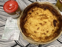 Pannukakku ja omenahillo